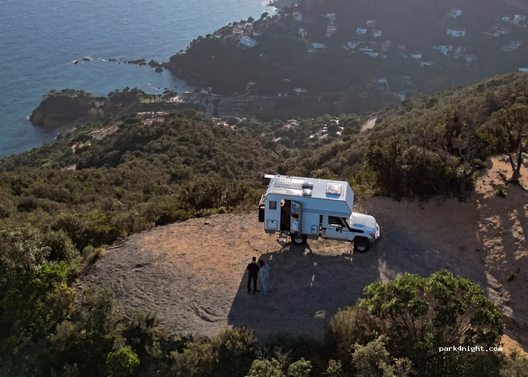 (17246) Canyet de Mar - Unnamed Road — foto 2