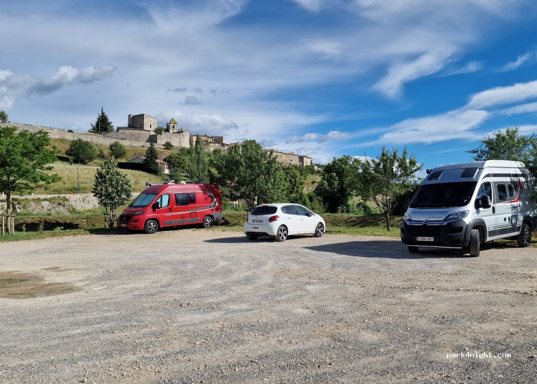 (84390) Aurel - 942 Route de Montbrun — foto