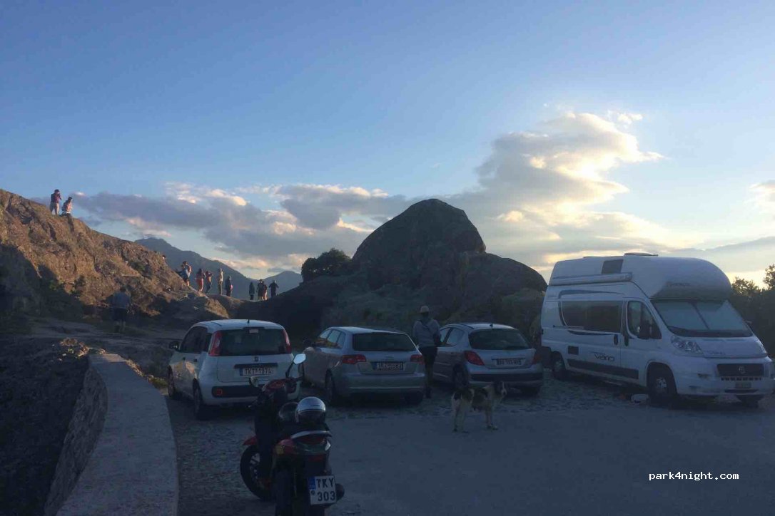 (422 00) Kalampaka - Unnamed Road — foto 2