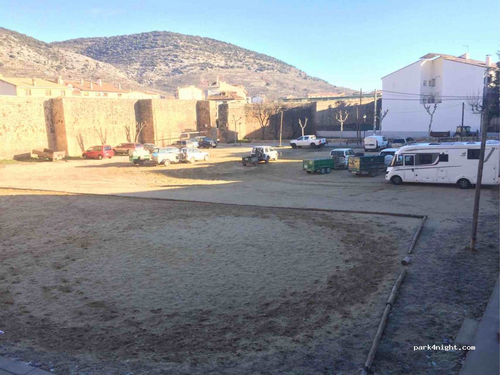 (16300) Cañete - 64 Calle Padre Munárriz — foto 2