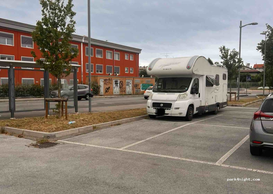 (47922) Viserba - 5 Via Libero Missirini — foto