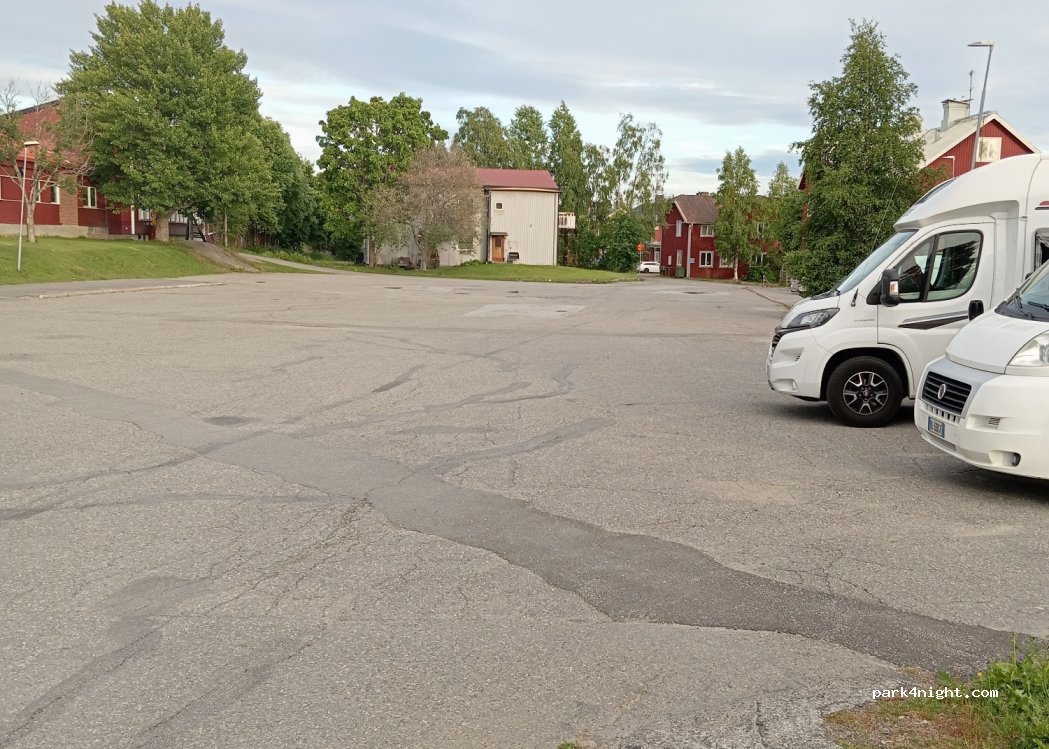 (932 61) Lövånger - 3 Näsåkersvägen — foto 2
