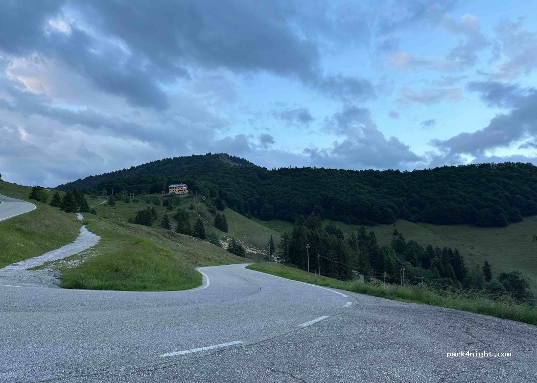 (37020) Ferrara di Monte Baldo - — foto