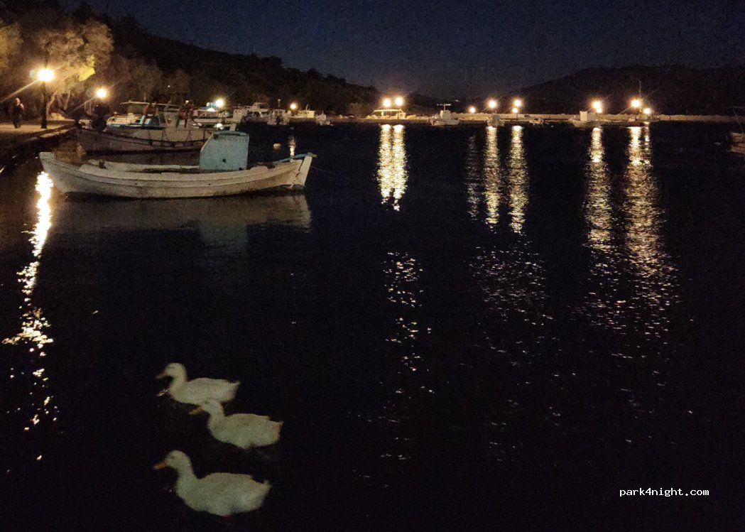 (821 02) Limenas Lithiou - Unnamed Road — foto 2