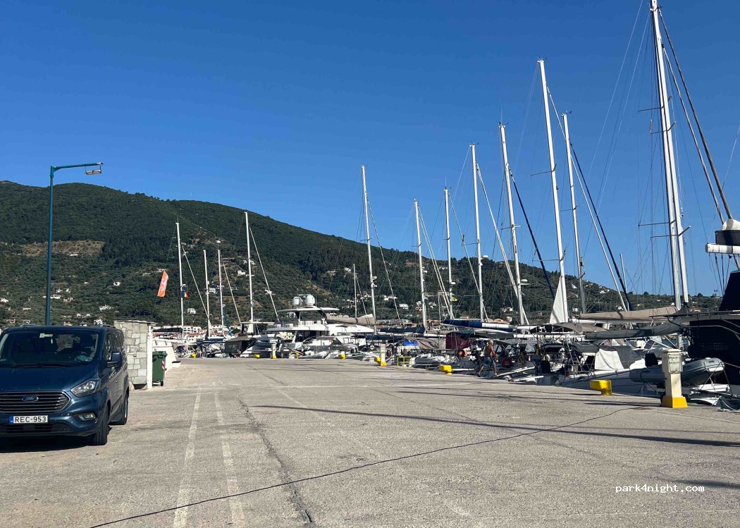 (370 03) Skopelos - 1 Papaflessa — foto 2