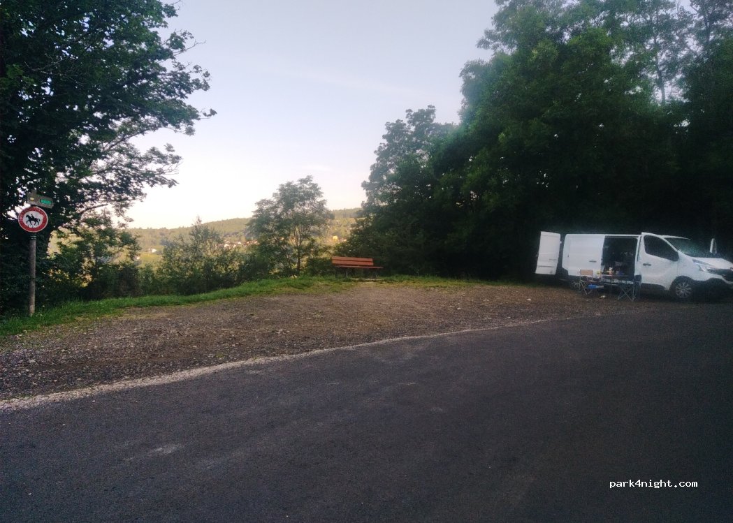 (42100) Saint-Étienne - Rue de la Roche Corbière — foto 2