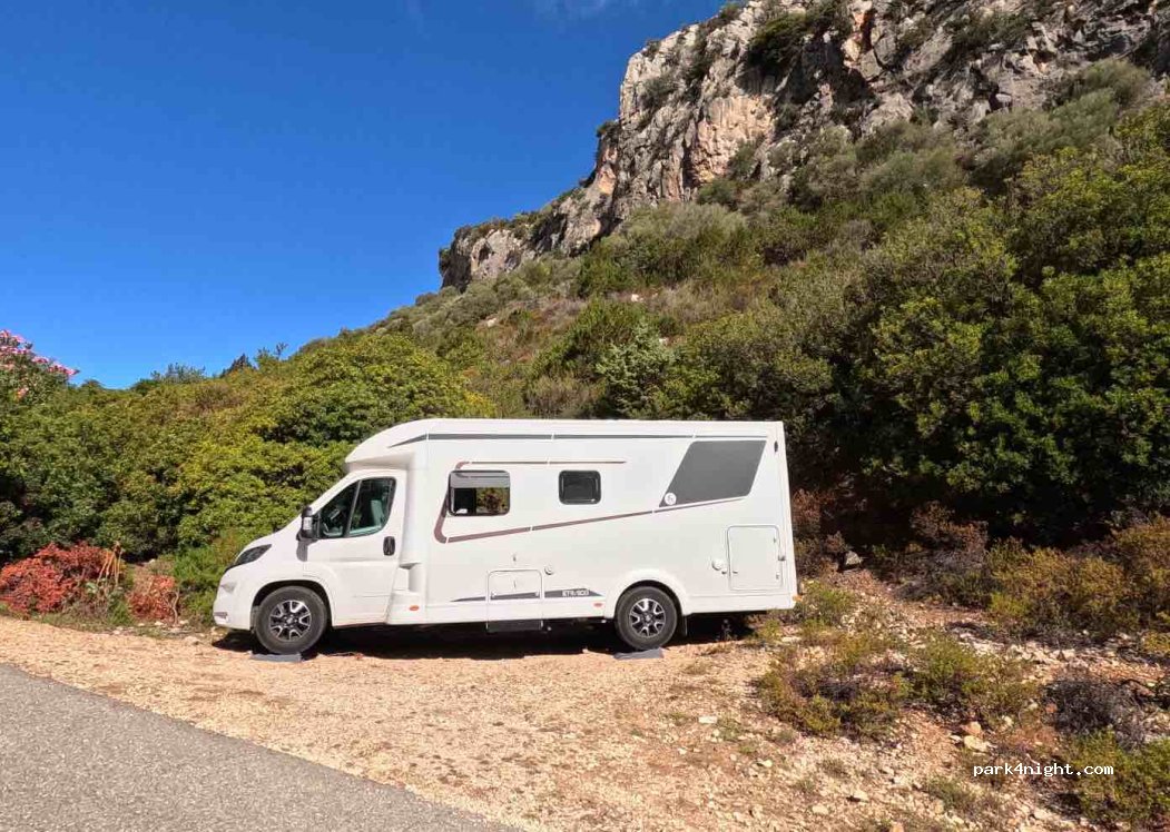 (08040) Baunei - Pedra Longa — foto 2