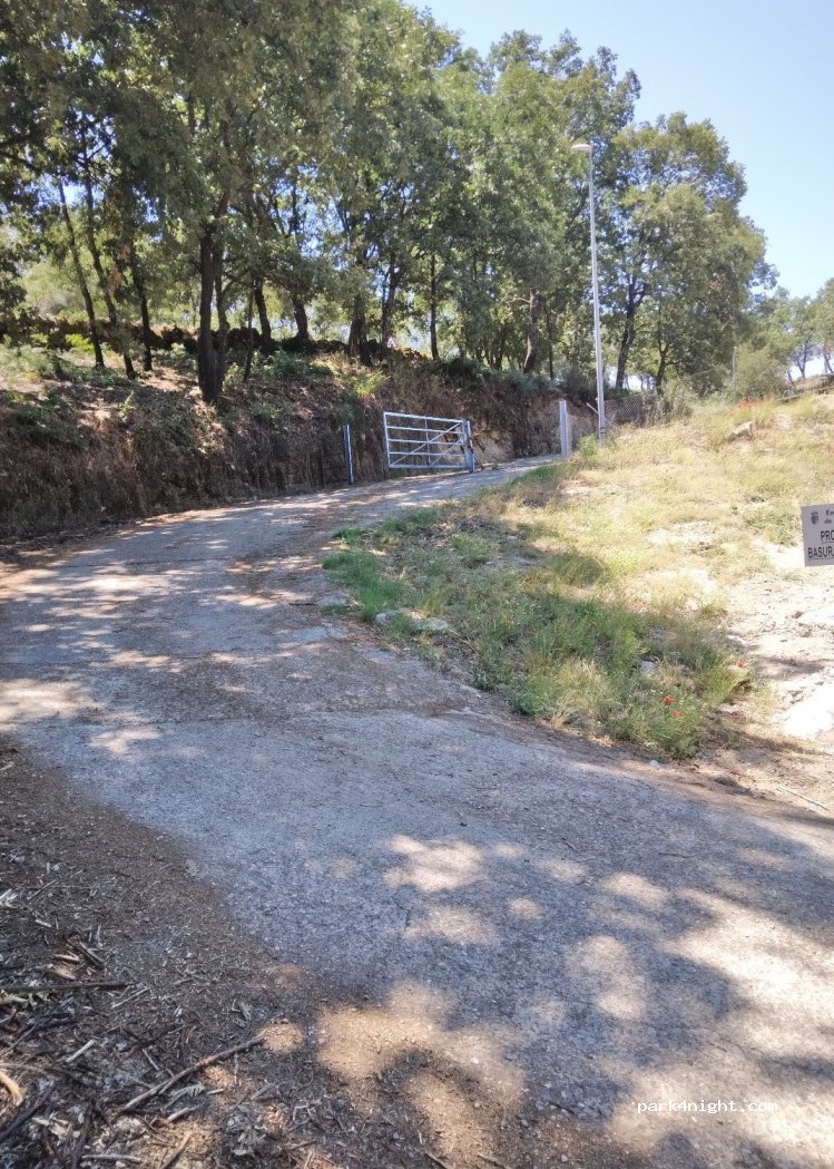 (10859) Santibáñez el Alto - — foto 2