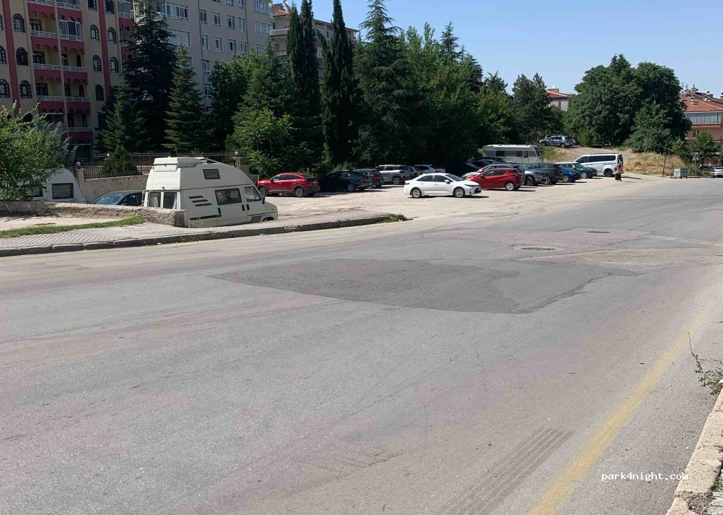 (06690) Çankaya - 14 Portakal Çiçeği Sokak — foto