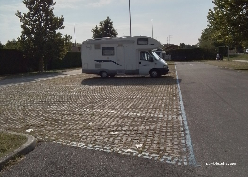 (25019) Sirmione - Parcheggio Tiglio — foto 4