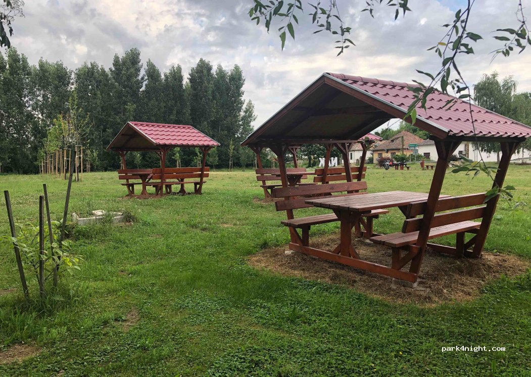 (7215) Nak - 163 Fő utca — foto