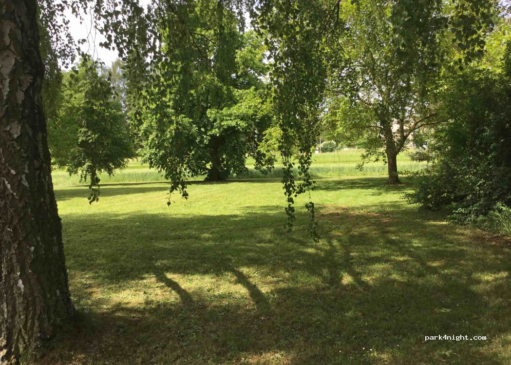 Stellplatz Albblick | Guitarras Hagenlocher — foto