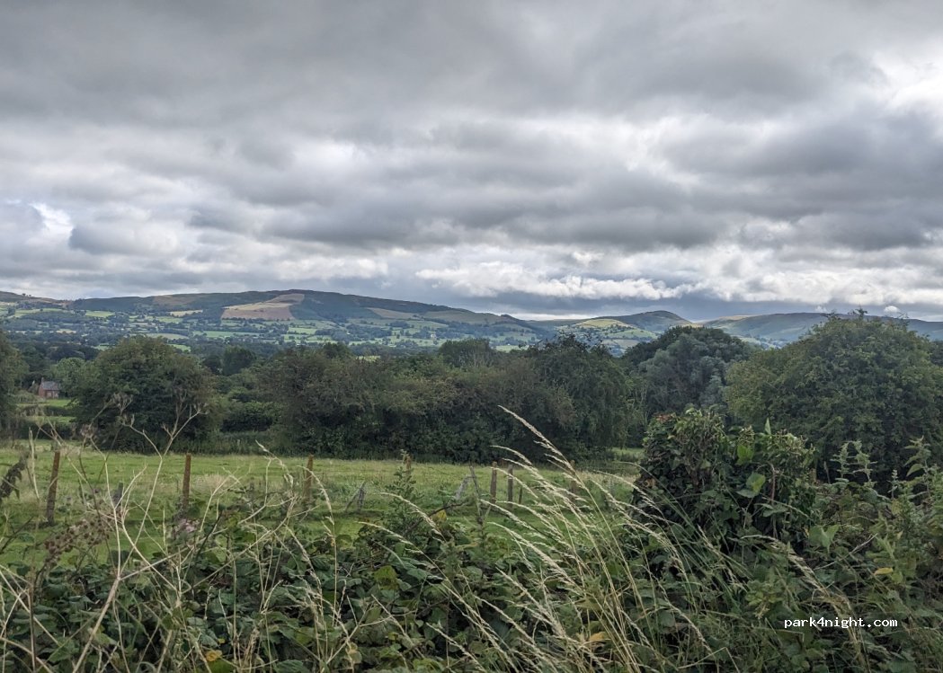 (LL16 4NG) Denbigh - A525 — foto