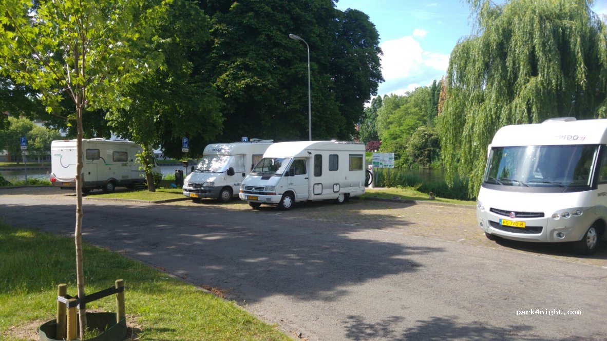 Camperplaats De Houtwal — foto