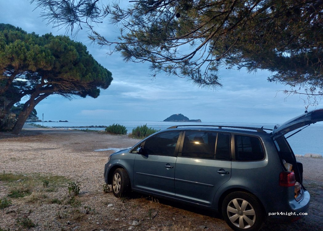 (17021) Alassio - 13 Via Francesco Maria Giancardi — foto