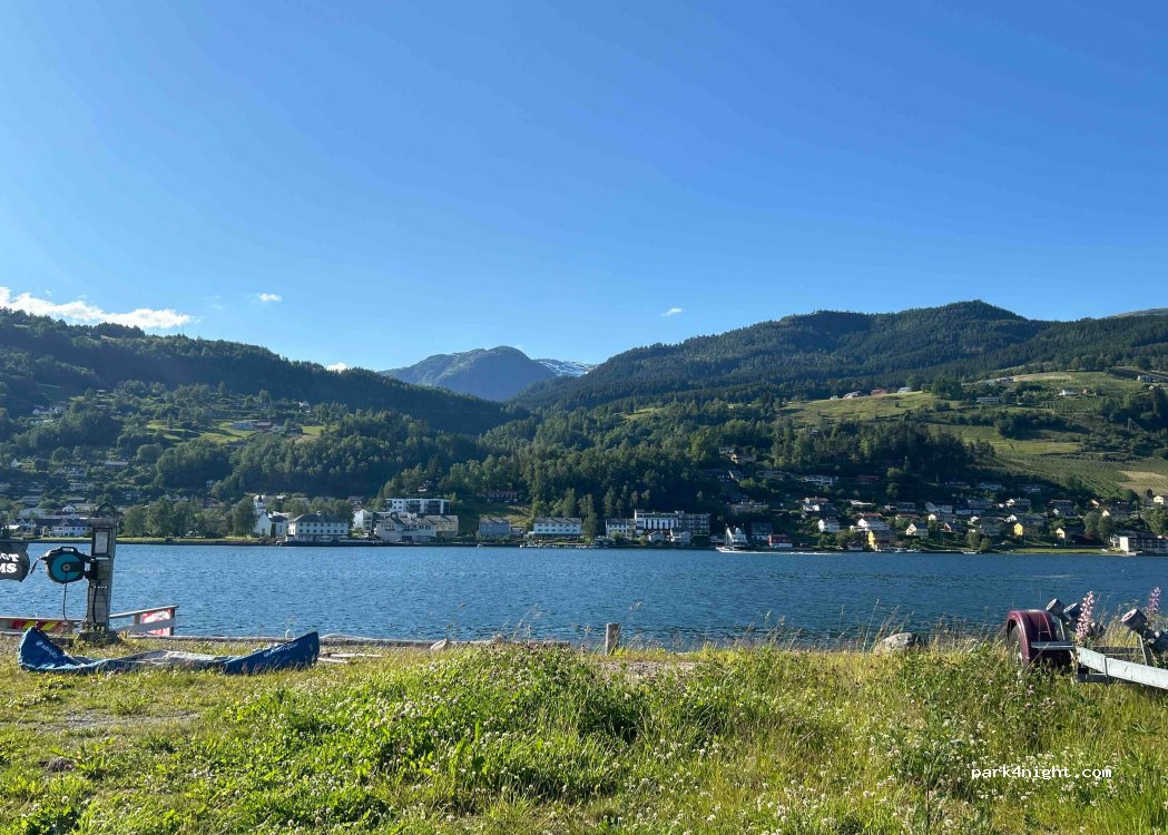 (5730) Ulvik - Unnamed Road — foto