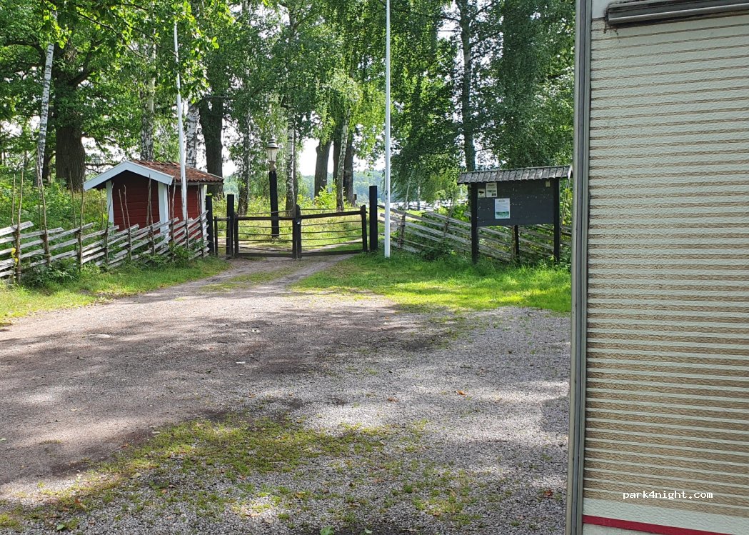 (649 30) Sparreholm - — foto 2