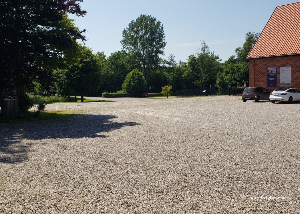 (9330) Dronninglund - 2 Voergård — foto