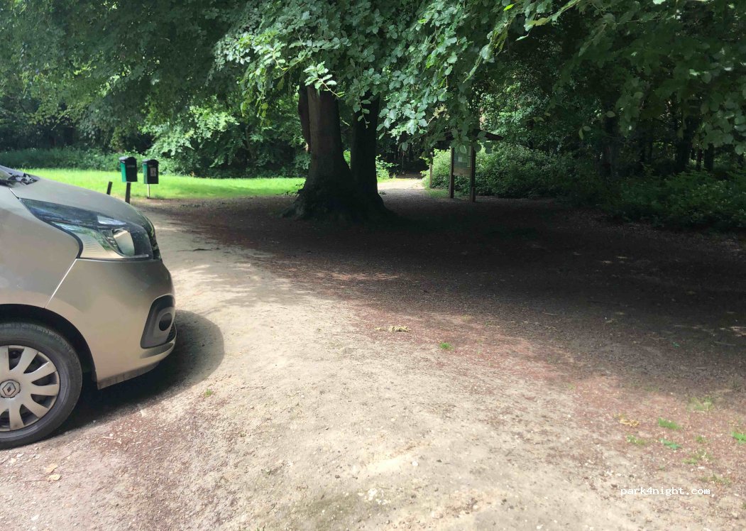 (RH8 0TB) Oxted - — foto
