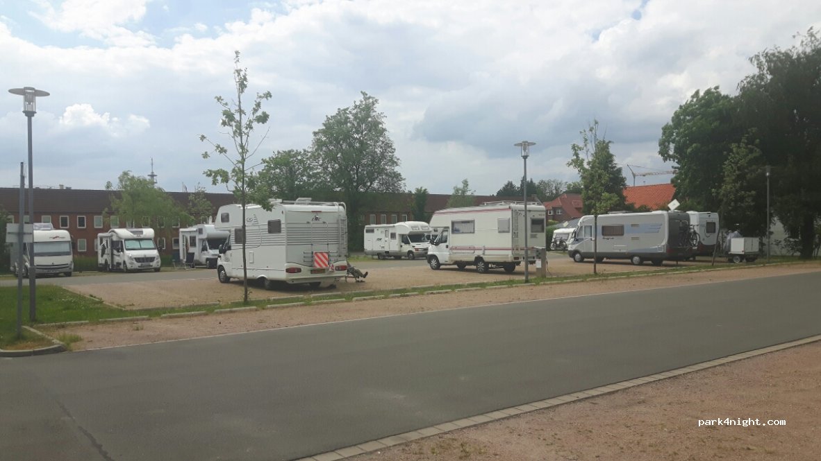 Wohnmobilstellplatz De Baalje | Aurich — foto