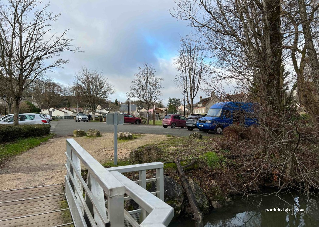 (28220) Cloyes-sur-le-Loir - 4 Rue Sanitas — foto 2