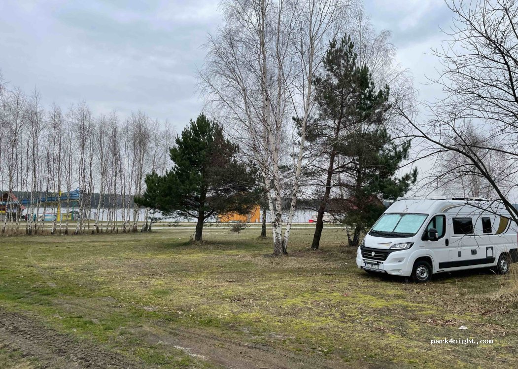 Siłownia Zewnętrzna Zalew Biszcza – Żary | Camping — foto