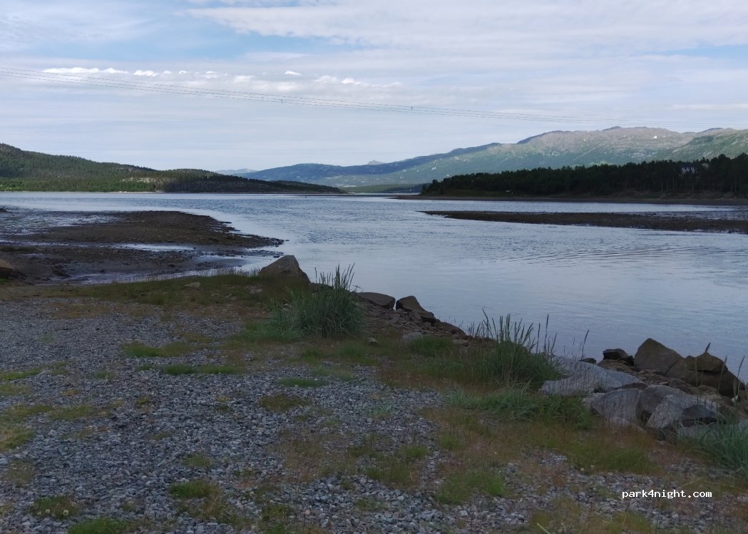(9162) Sørstraumen - 2004 Kvænangsbotnveien — foto