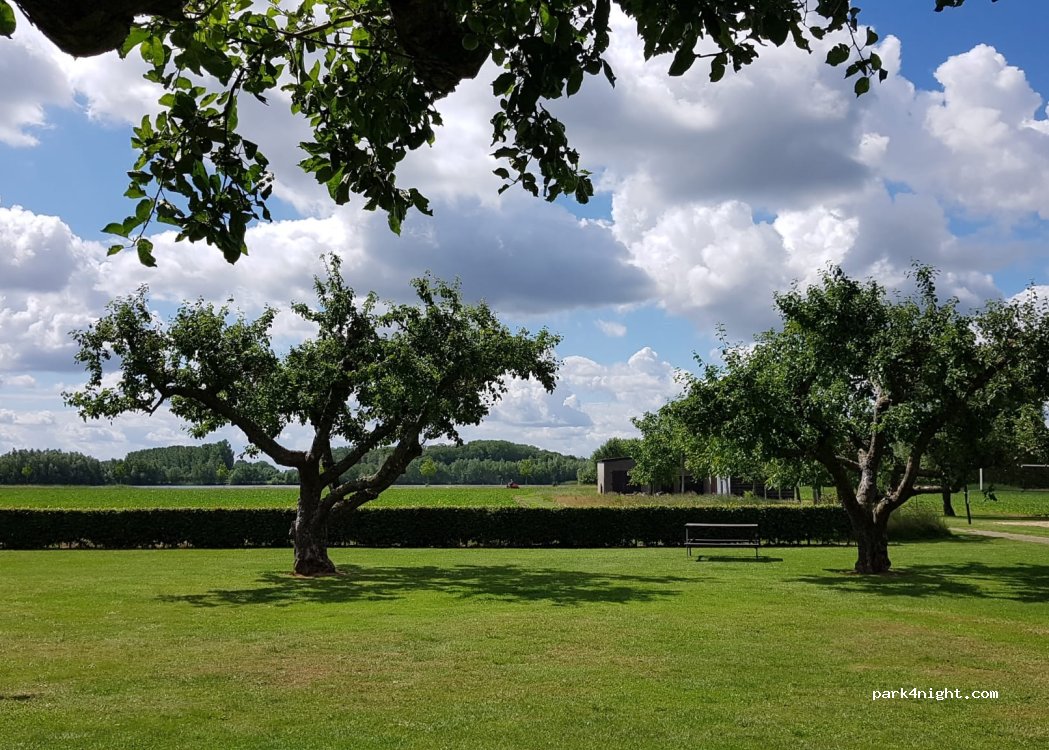 minicamping Achter t Hofke — foto