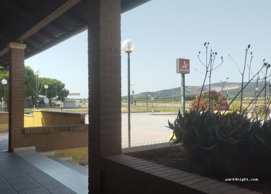 (57021) Campiglia Marittima - 34 Via Martiri delle Foibe — foto