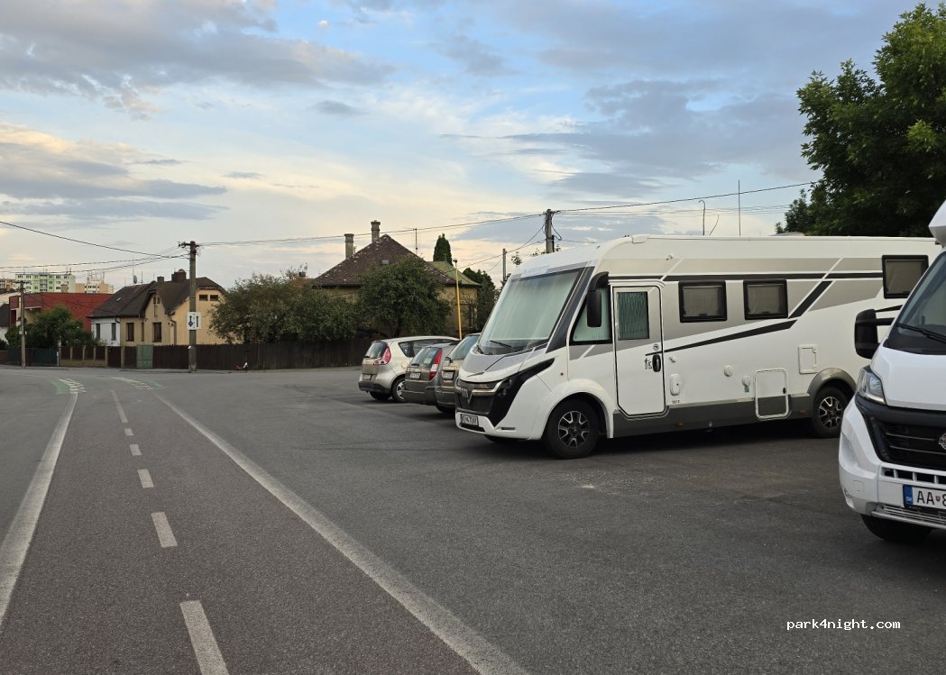 (040 01) Košice - 27 Potočná — foto