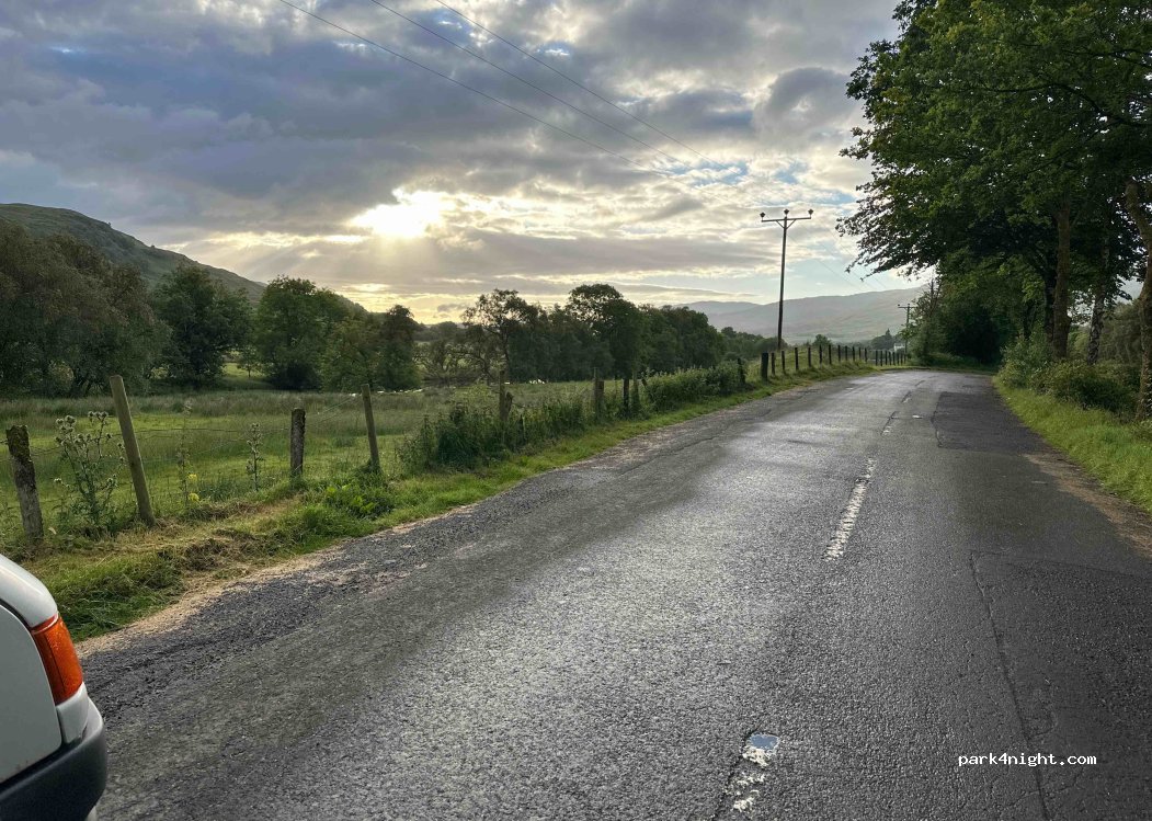 (FK20 8QT) Crianlarich - A85 — foto