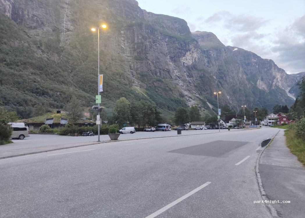 (5747) Gudvangen - 47 Fetagata — foto 3