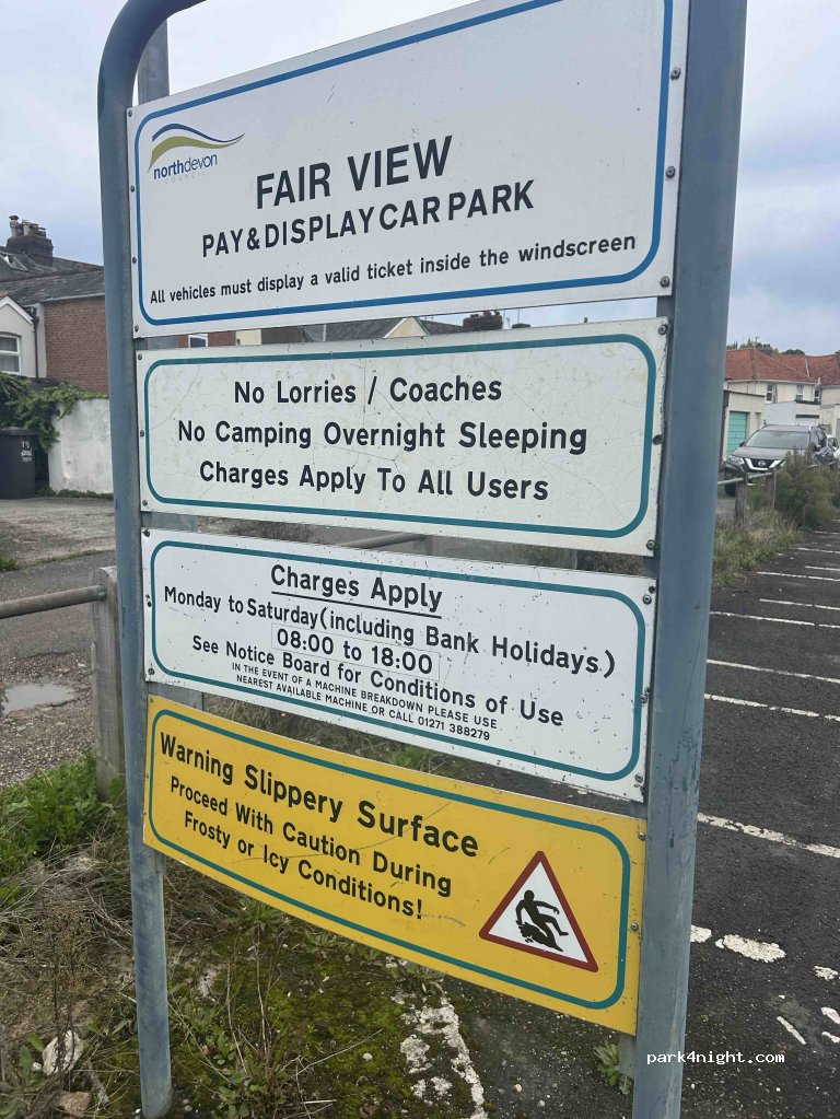 (EX31 1JR) Barnstaple - 18 Fair View — foto