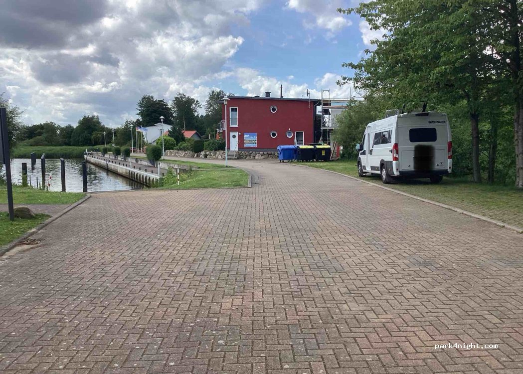 (18574) Poseritz - 1 Am Hafen — foto