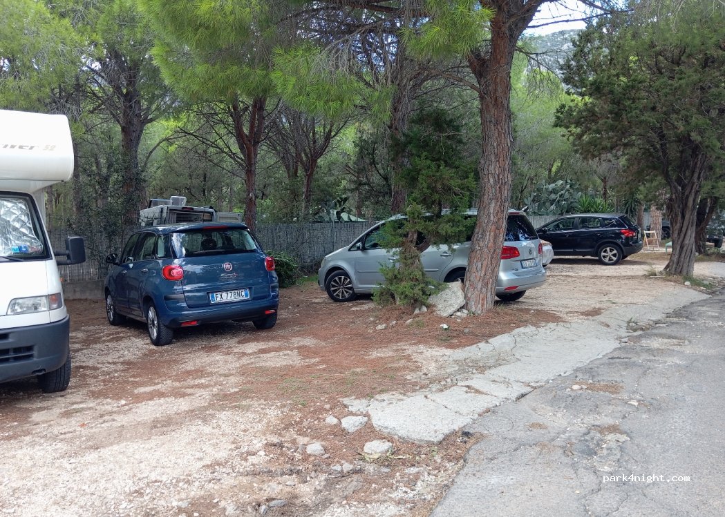 (08022) Cala Gonone - 17 Via S'Ischinà e su Re — foto 4