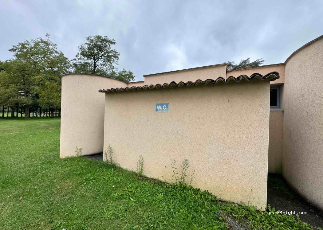 (86150) Queaux - 10 Route du Stade — foto 4