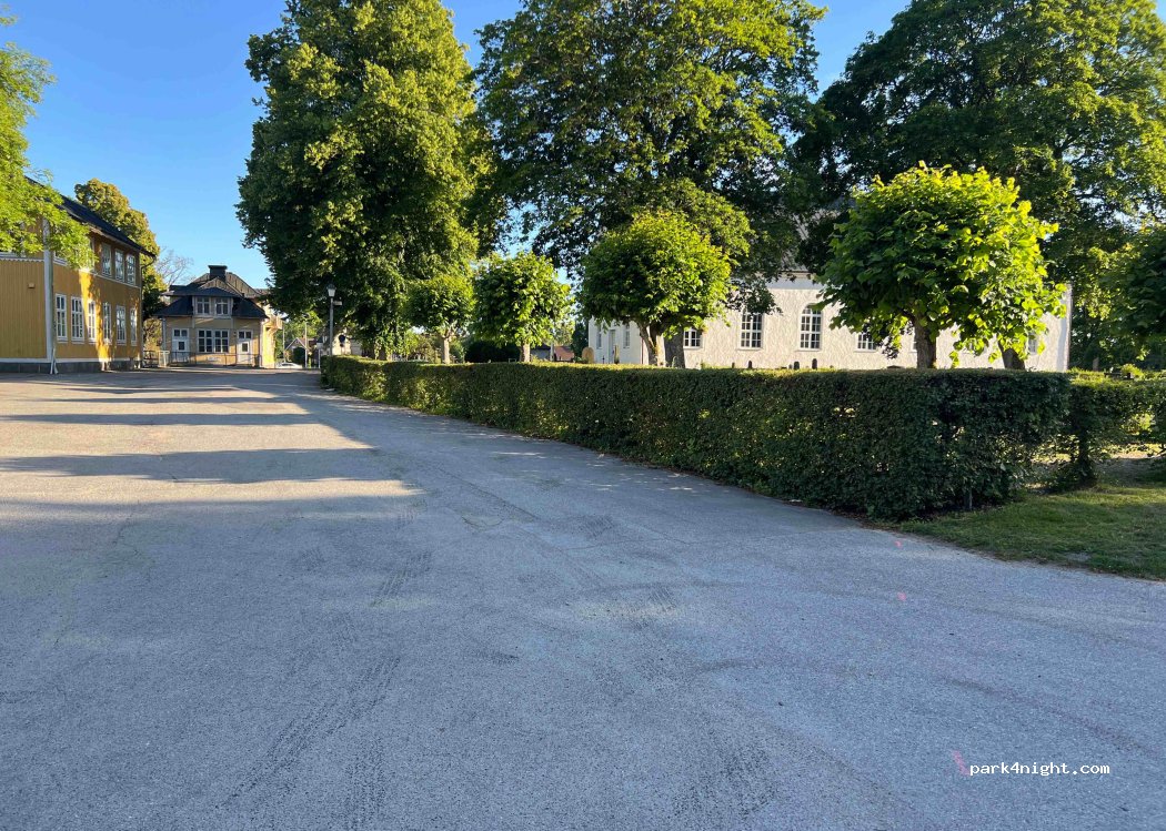 (373 72) Jämjö - 5 Kyrkvägen — foto
