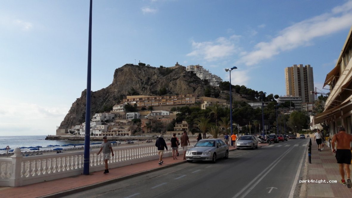 (03502) Benidorm - 16 Avinguda de la Vila Joiosa — foto 3
