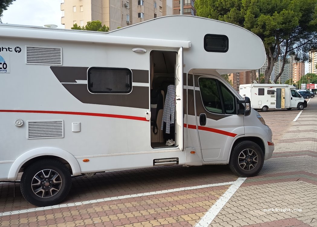 (03502) Benidorm - 16 Avinguda de la Vila Joiosa — foto 5