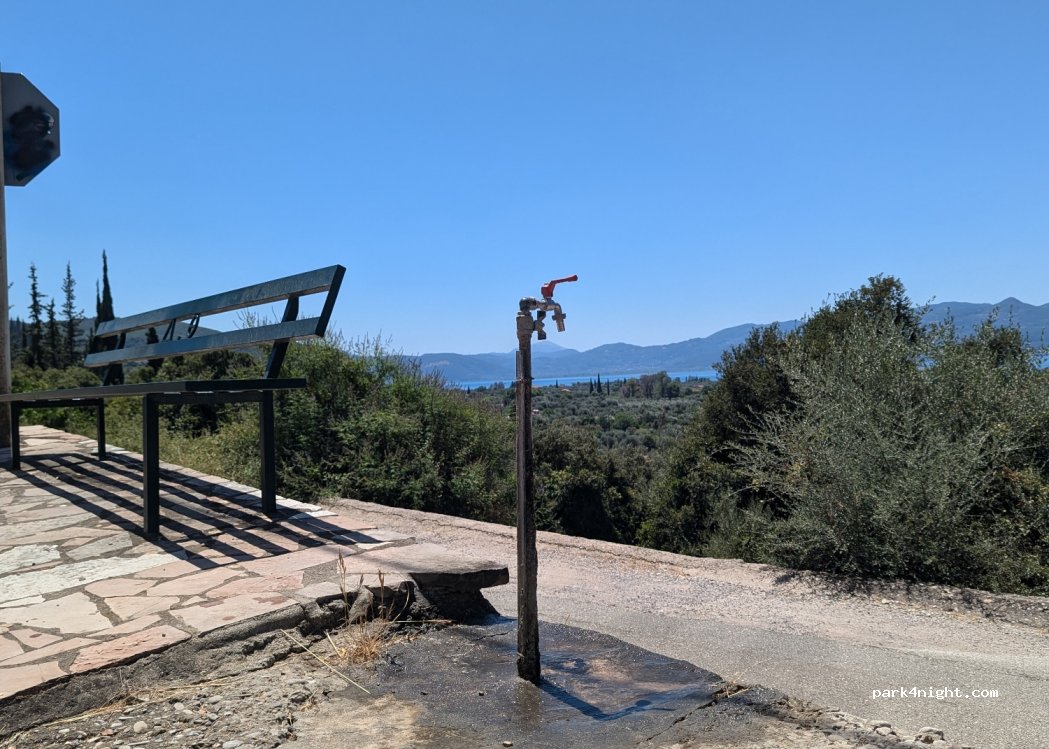 (300 08) Perevos - EO Agriniou Thermou — foto
