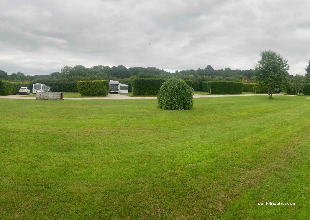 Barlow Country Club and Caravan Park — foto