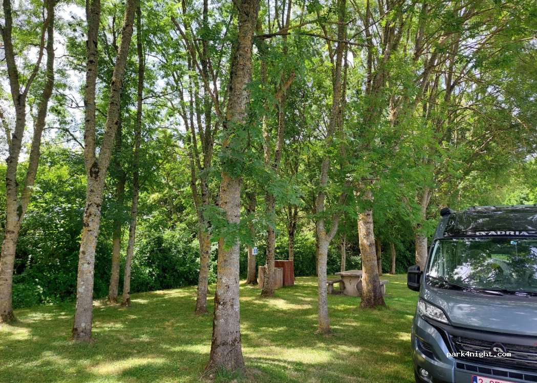 (36150) La Chapelle-Saint-Laurian - — foto