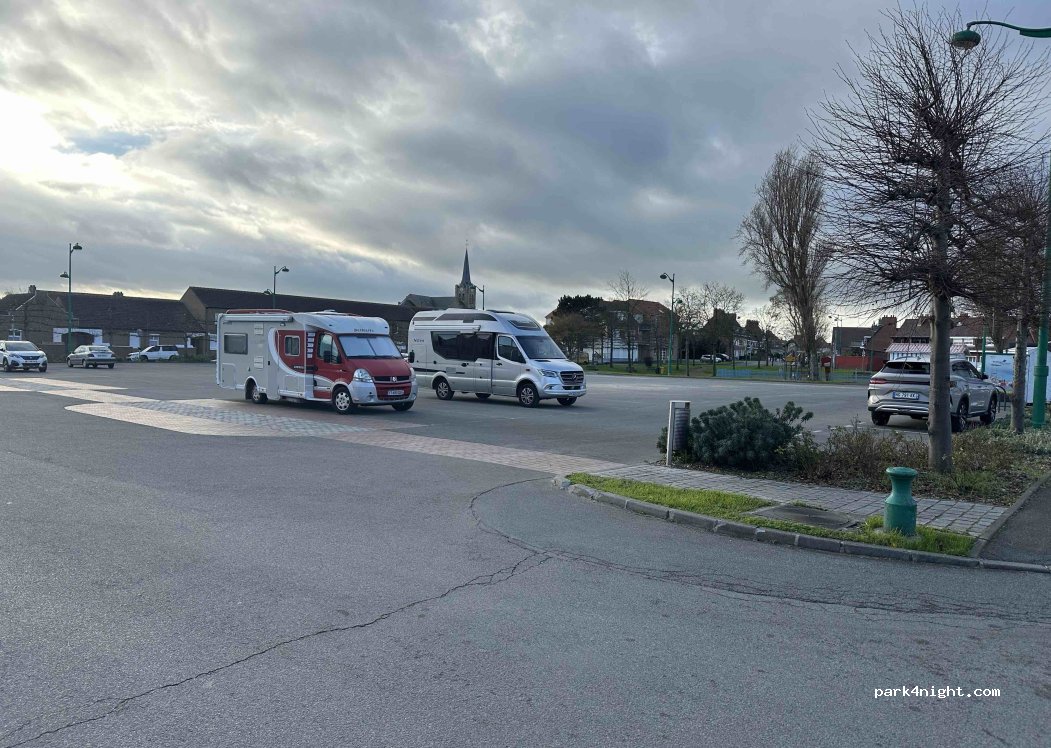(59820) Gravelines - 6-30 Rue Louis Joonnekindt — foto 4