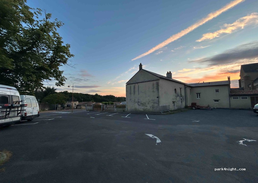 (79330) Saint-Varent - 5 Route de Pierrefitte — foto