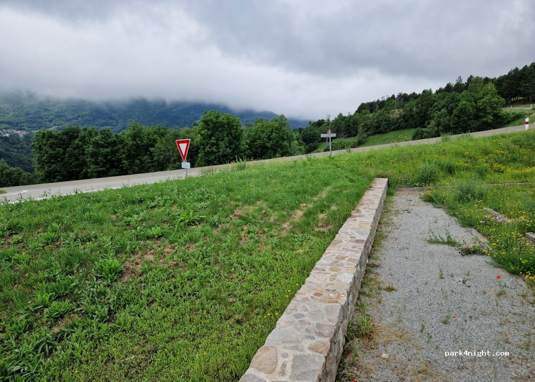 (05800) Aspres-lès-Corps - 585 Montée de la Combe — foto 2