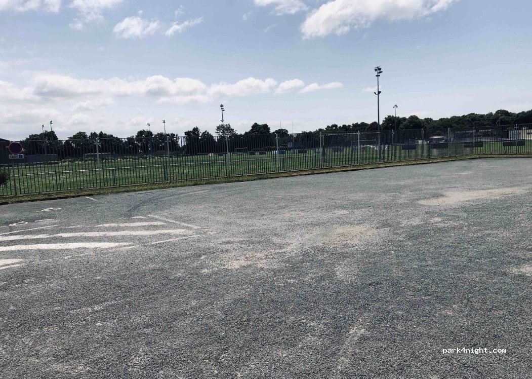 (17430) Tonnay-Charente - 1 Allée Claude Dizet — foto 2