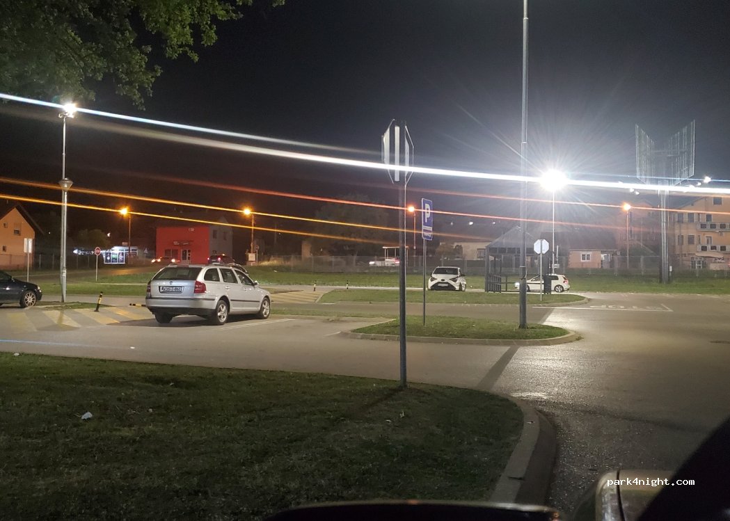 (78000) Banja Luka - 12 Veljka Mlađenovića — foto