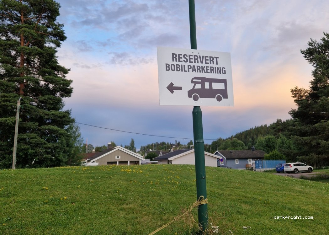 Bobilparkering Skien — foto