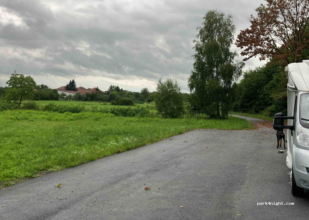 (35430) Kosovac - Unnamed Road — foto