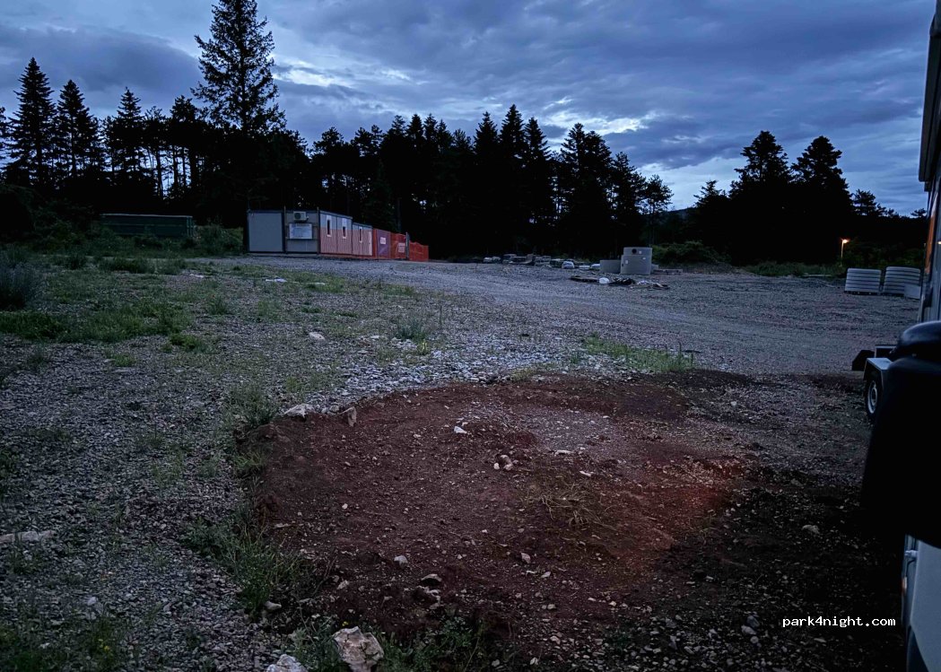 (6240) Kozina - 25 Rodiška cesta — foto